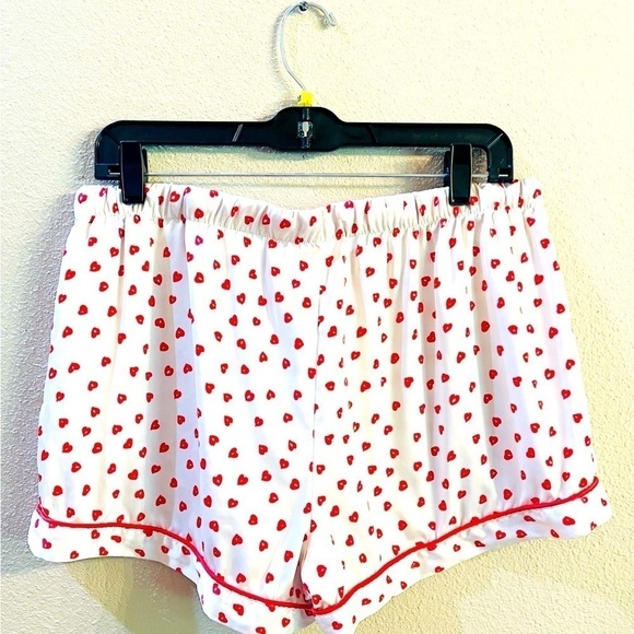 Serenedelicacy Satin Pajama Top & Shorts Set Sz L Valentine’s Day Red Hearts - Picture 9 of 9